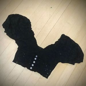 Urban Outfitters puff sleeve lace crop top